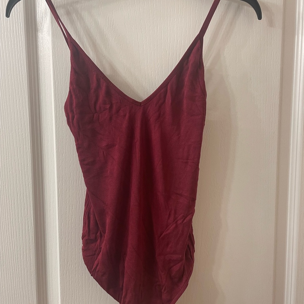 Aritzia bodysuit burgundy